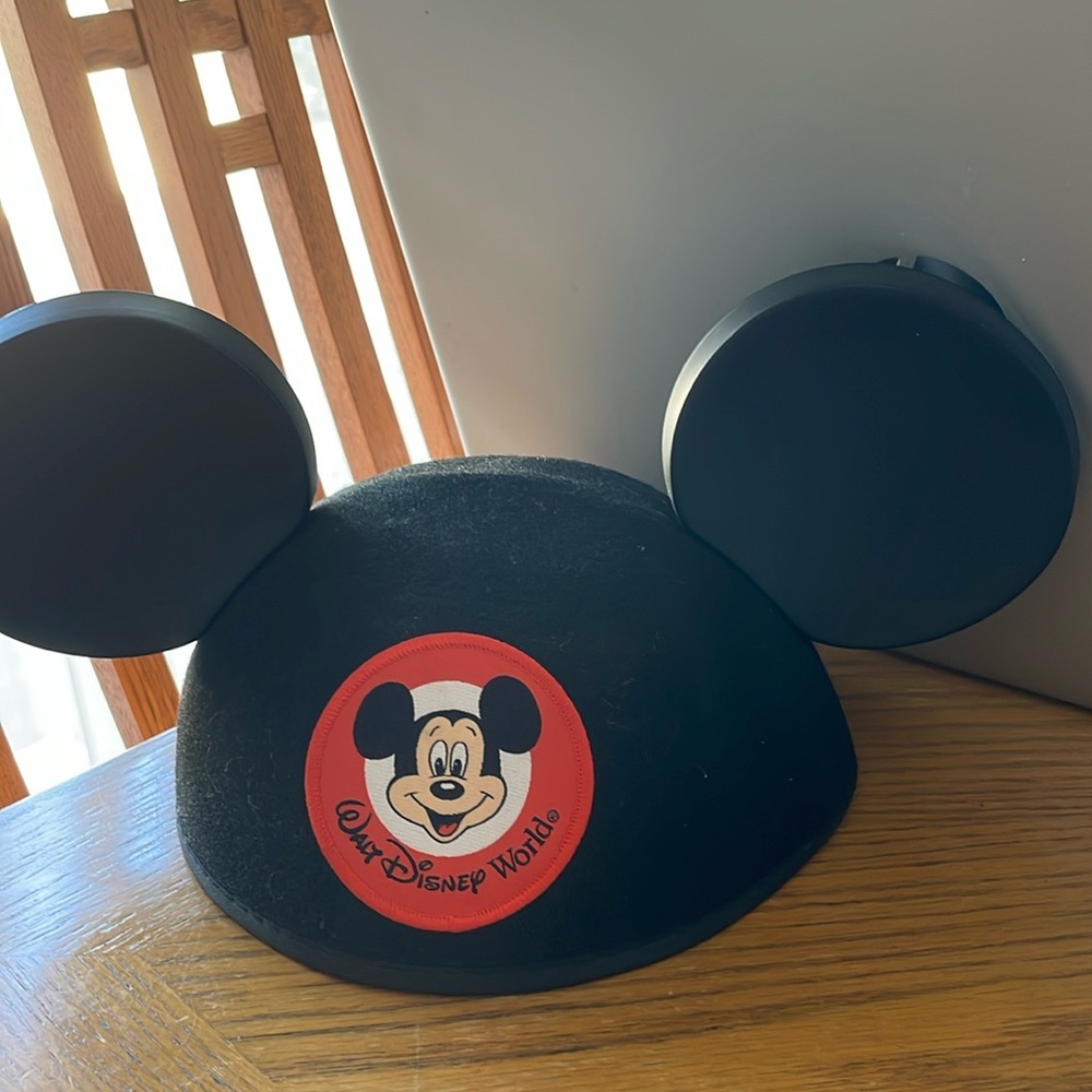 Walt Disney World Exclusive Mickey Mouse Ears Adult Size